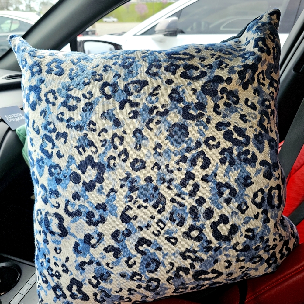 Pillow 16×16